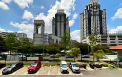 Blk 242 Gombak View (Bukit Batok), HDB 4 Rooms #459541351